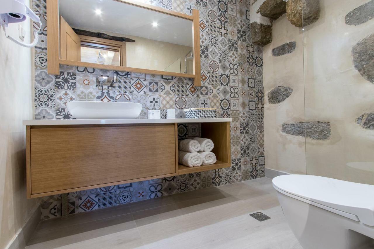 Stairs Homes & Suites Kamaria  Luaran gambar